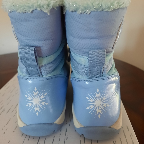Girls Disney Frozen II Sorel Size 3 Waterproof Snow Boots - Picture 3 of 10